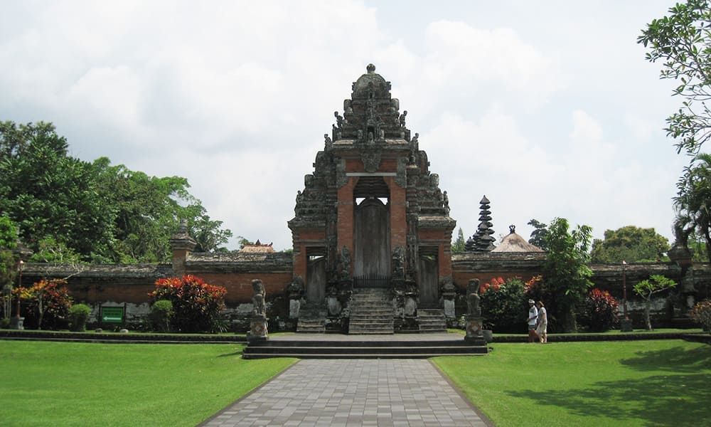 Taman Ayun Temple
