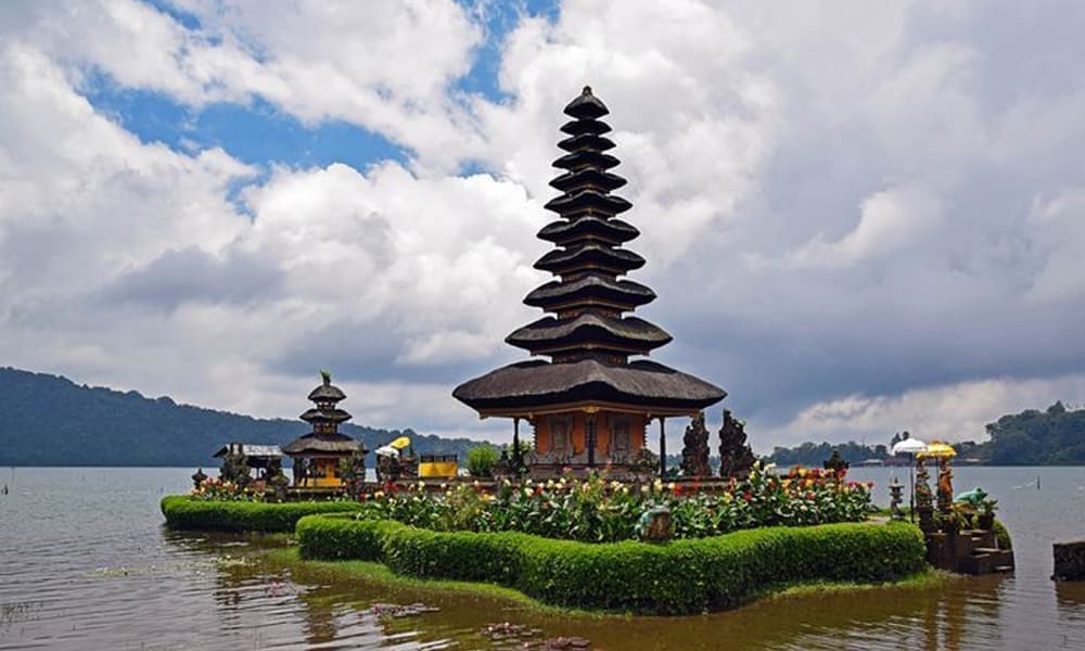 Ulun Danu Bratan Temple